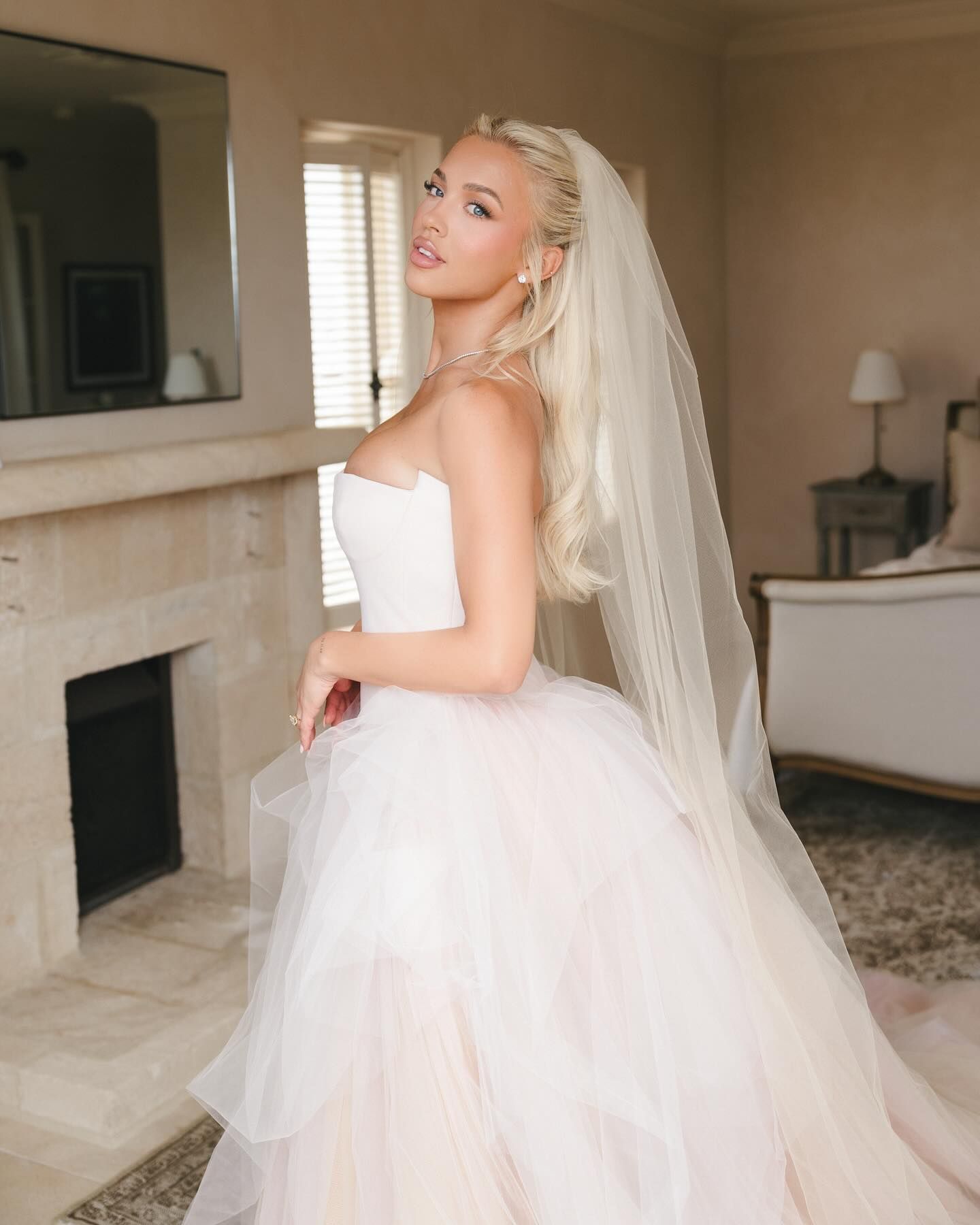 tammy hembrow pink wedding dress The whole evening felt like a magical blur! #TammyHembrow shares to Vogue of her recent marriage to #MattZukowski. With roses adorning almost every inch of decorable space, the couple transformed their venue
